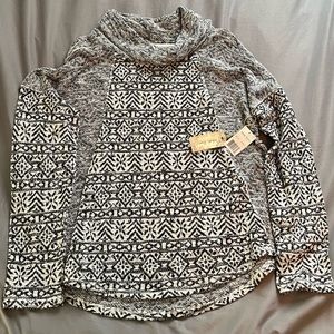 BRAND NEW North River Women’s Pullover Sweater